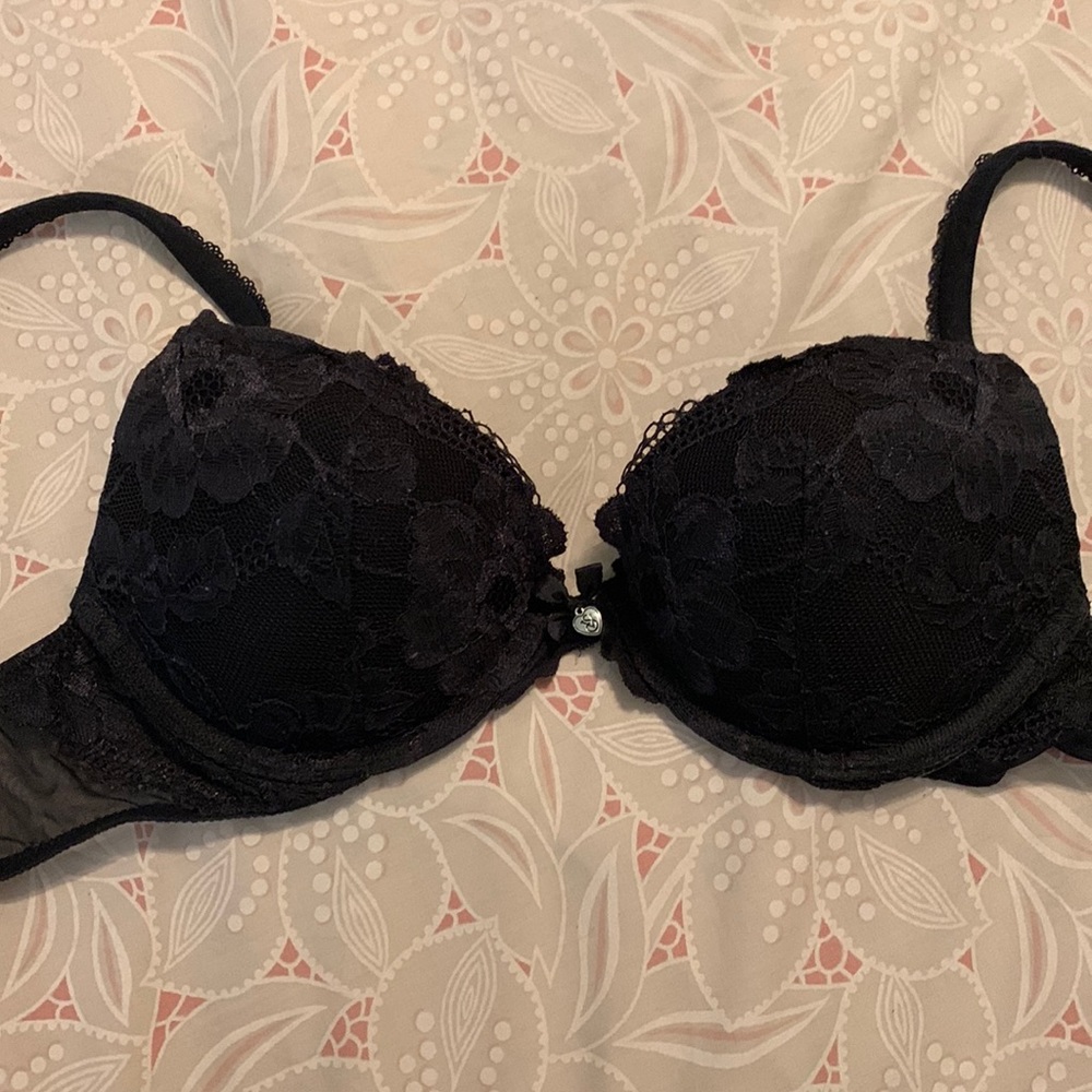 VS Lace Padded Bra